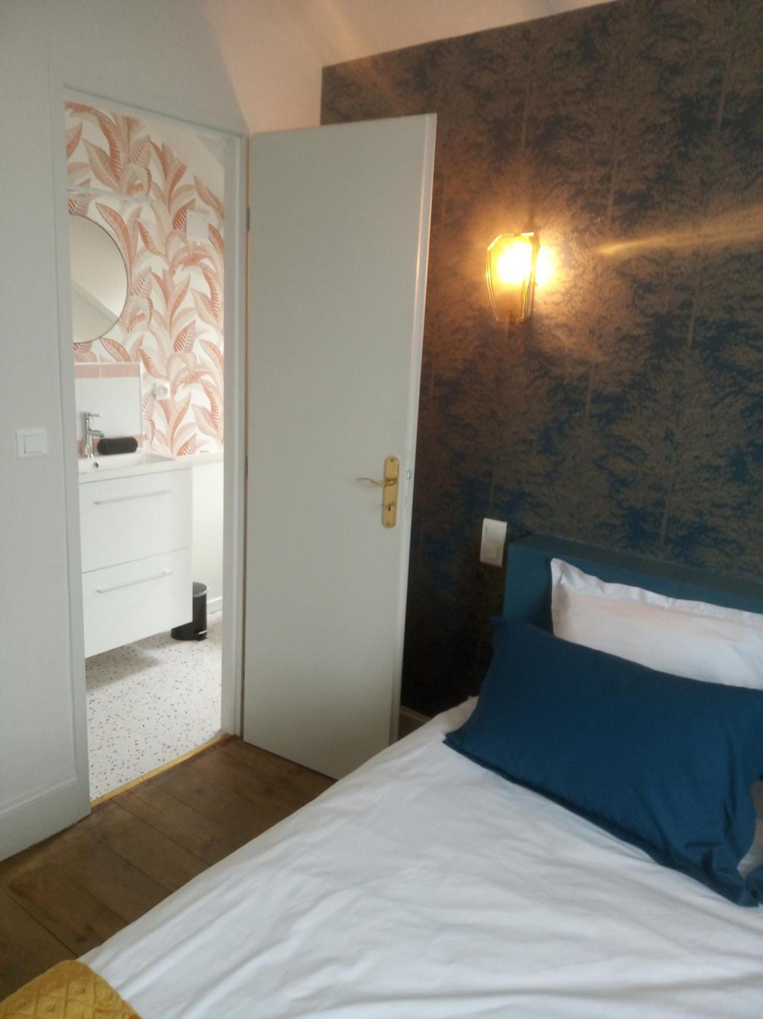 L'Echappee Belle Hotel Capdenac-Gare Kültér fotó